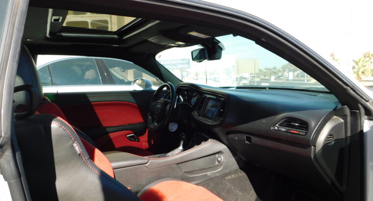 Challenger SRT