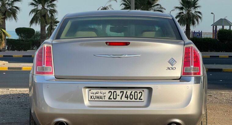 C 300