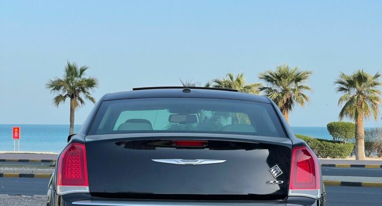 C300