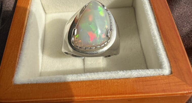 Opal Ring with Certificate اوبال خاتم مع شهاده