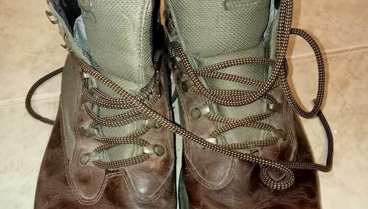 Shoe’s All branded and original Use but now abused.10-15kd Each