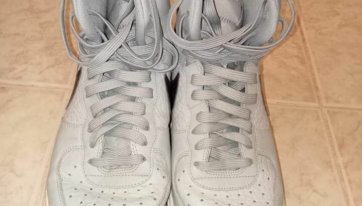 Shoe’s All branded and original Use but now abused.10-15kd Each