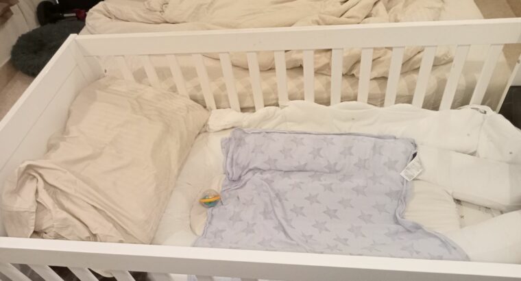 Baby Crib Selling 60kd only