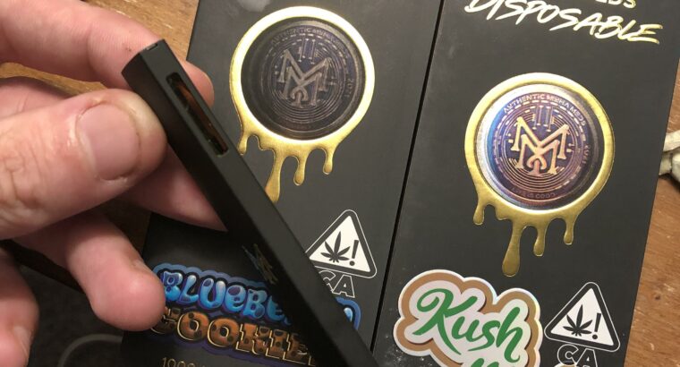 Vape pens with THC oil