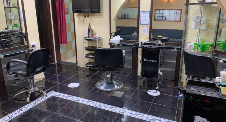 Ladies Beauty Salon for Sale – Prime Location